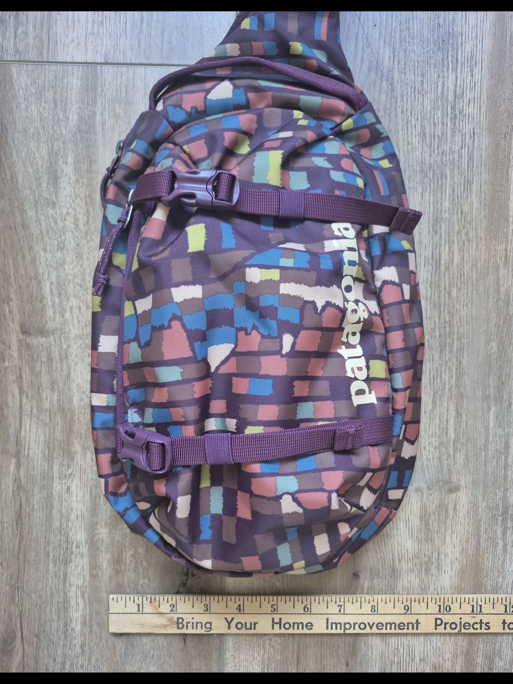 Patagonia Atom 8L Sling Bag Multicolor Fitz Roy Patchwork Night Plum Outdoor - Picture 3 of 9